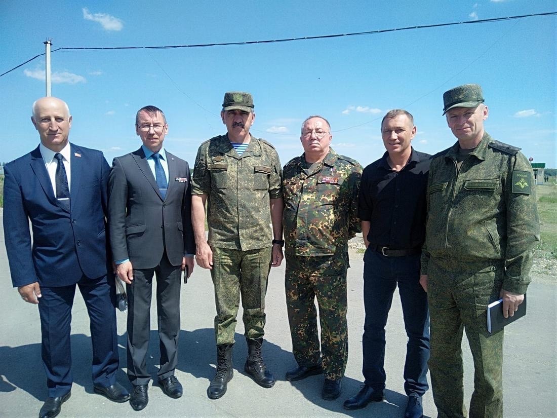 Южноуральские юнармейцы посетили военные сборы в Чебаркуле