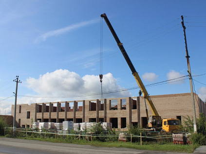 В Увельском районе возобновили строительство дополнительного корпуса школы №1