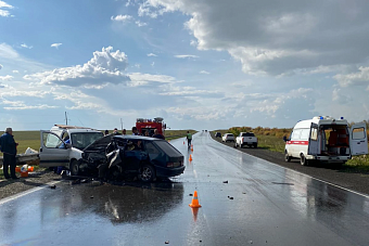 Три человека погибли в лобовом столкновении на трассе Южноуральск-Магнитогорск