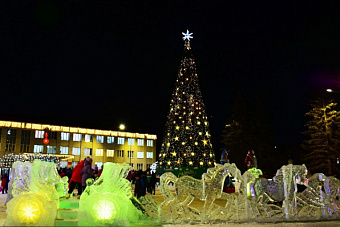 Светодинамическая ель украсит ледовый городок в Троицке