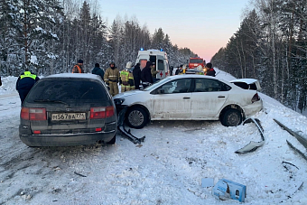 На трассе Южноуральск-Магнитогорск машина въехала в попутное транспортное средство