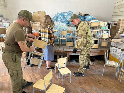 Более 5 тонн гуманитарной помощи собрали жители Южноуральска в зону СВО