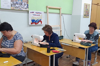 Для мобилизованных из Южноуральска за ночь сшили 100 балаклав