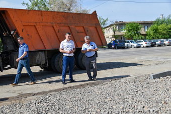 Глава города проинспектировал ход работ по благоустройству